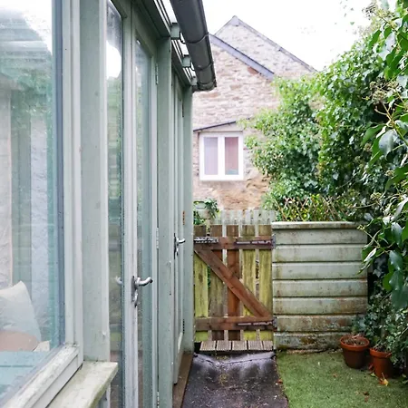 Charming Georgian Cottage With Terrace Dean  Exterior photo