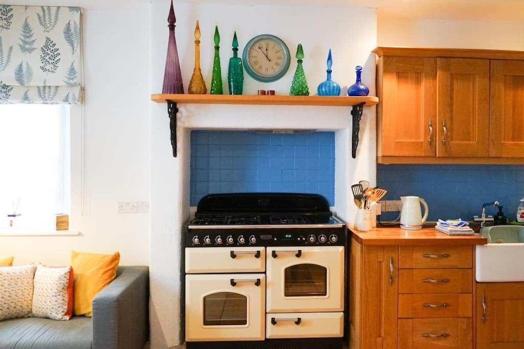 Charming Georgian With Terrace Holiday home *