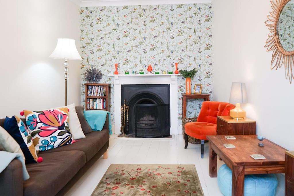 Charming Georgian With Terrace Dean (Devon)