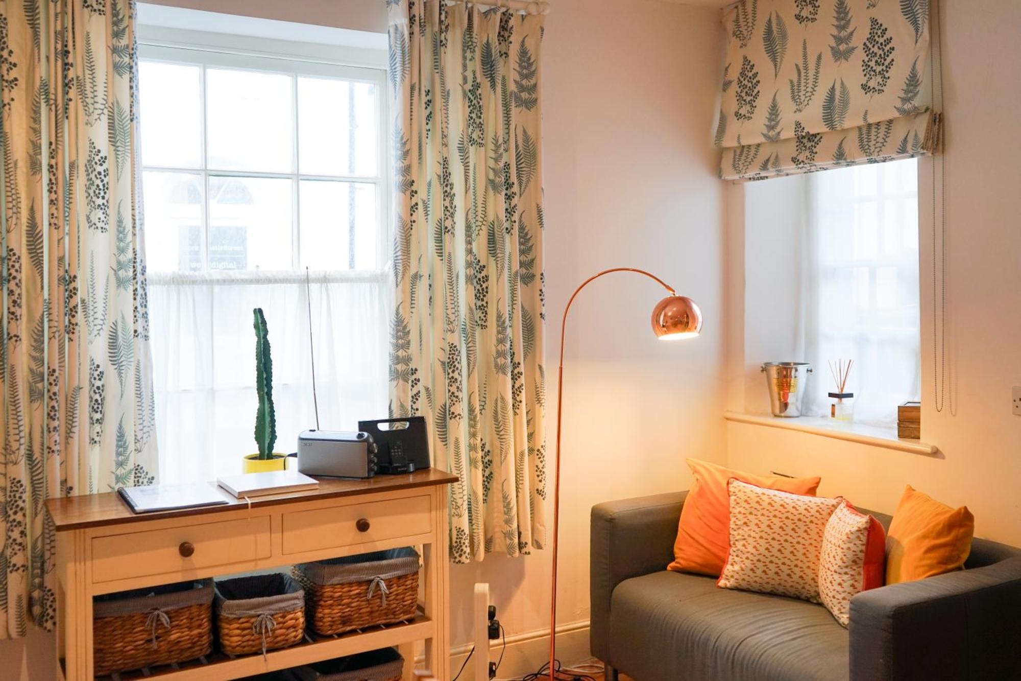 Charming Georgian With Terrace Holiday home *